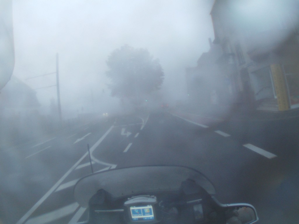 Nebelfahrt am Morgen Nebelfahrt am Morgen