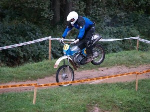 Stunts am Sprunghügel Stunts am Sprunghügel